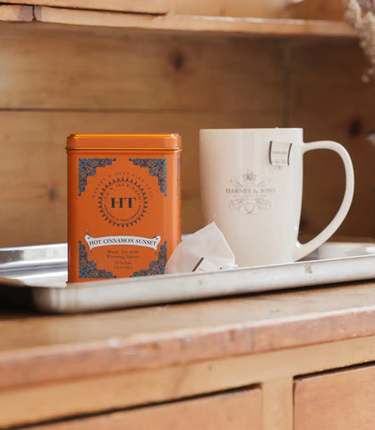 Hot Cinnamon Sunset, HT Tin of 20 Sachets